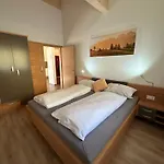 Panoramablick Tscheltsch * Liesing