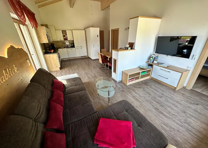 Apartment Panoramablick Tscheltsch *